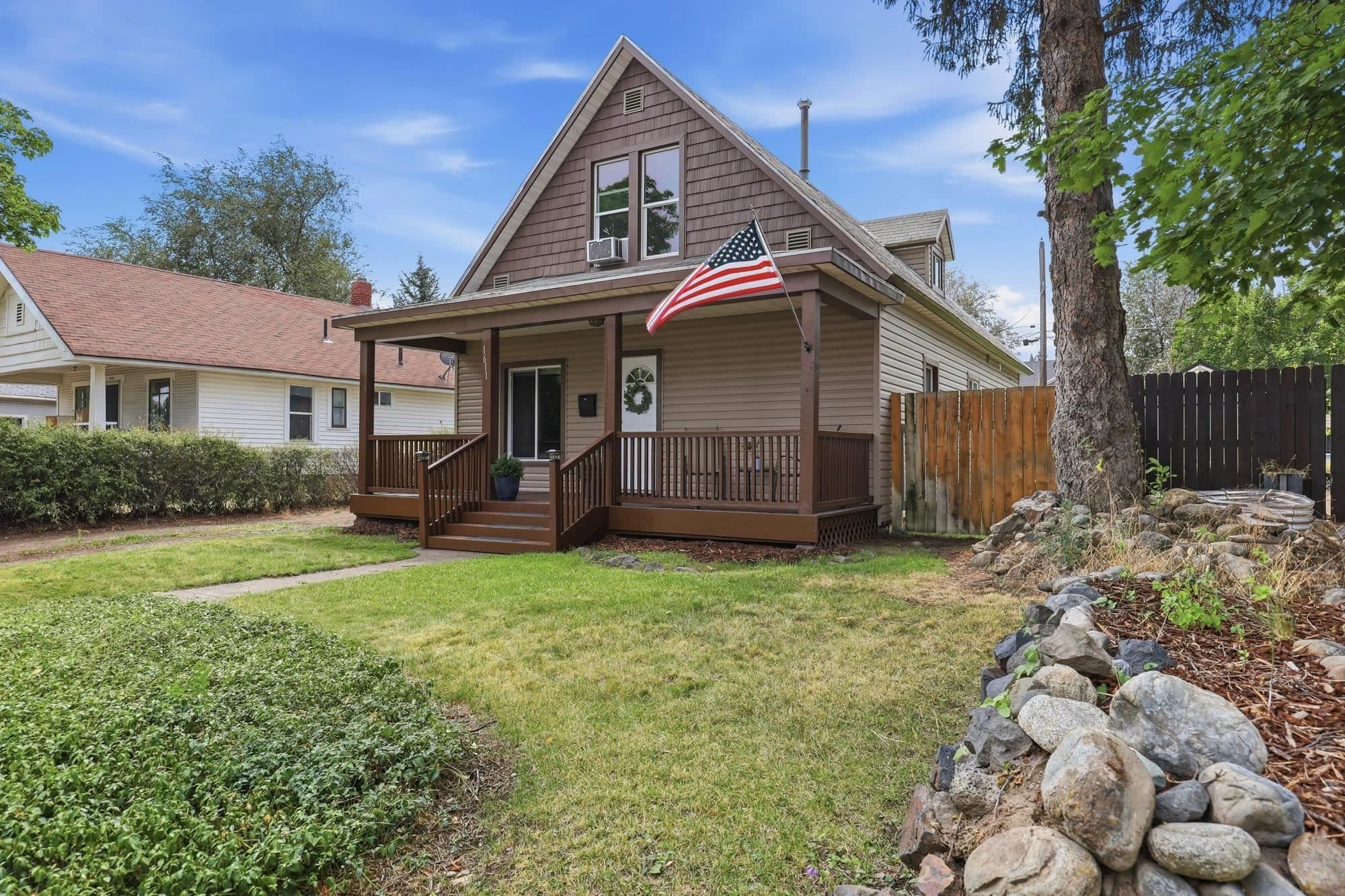 1611 W Mansfield Ave, photo 2
