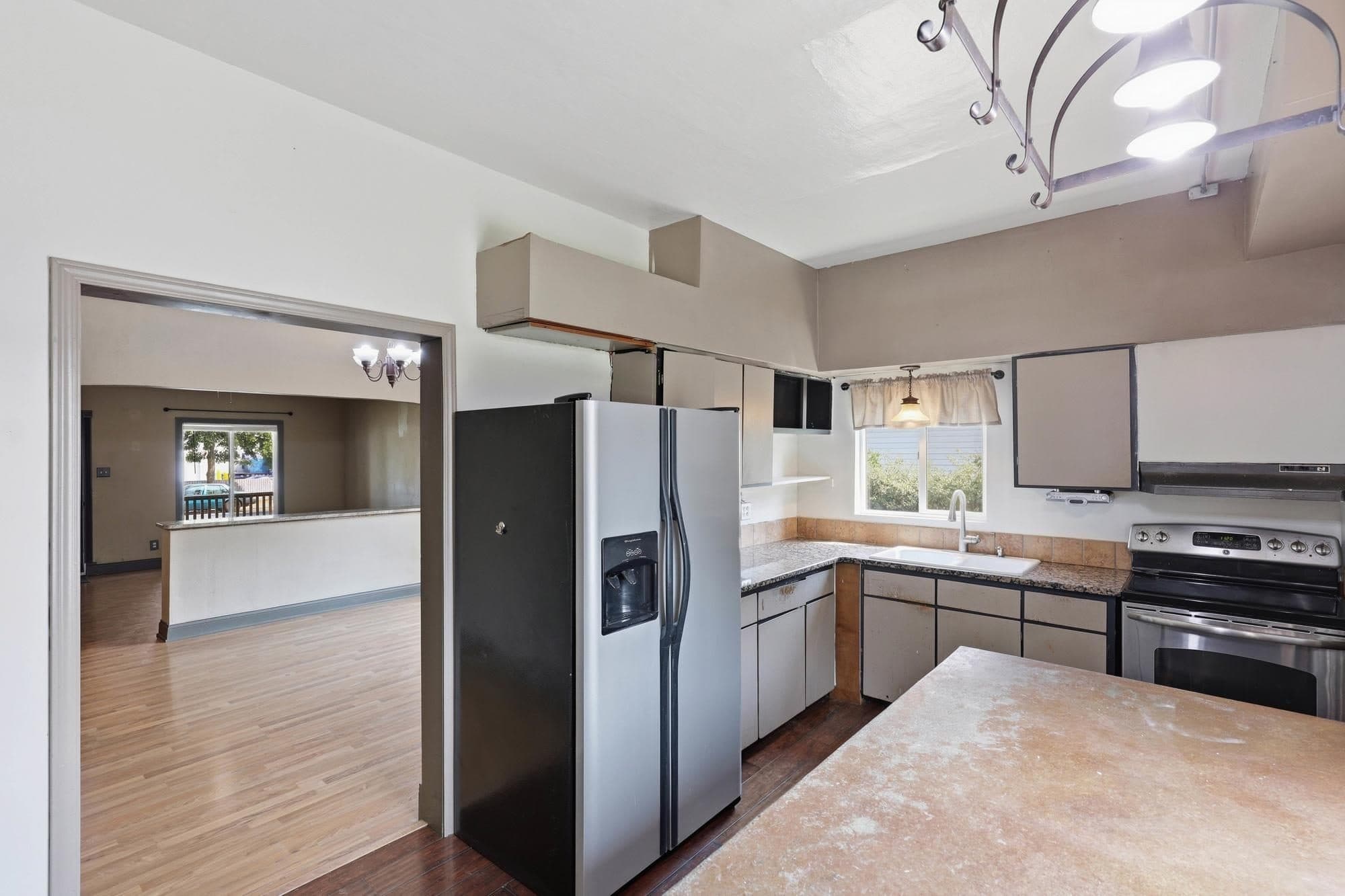 1611 W Mansfield Ave, photo 5