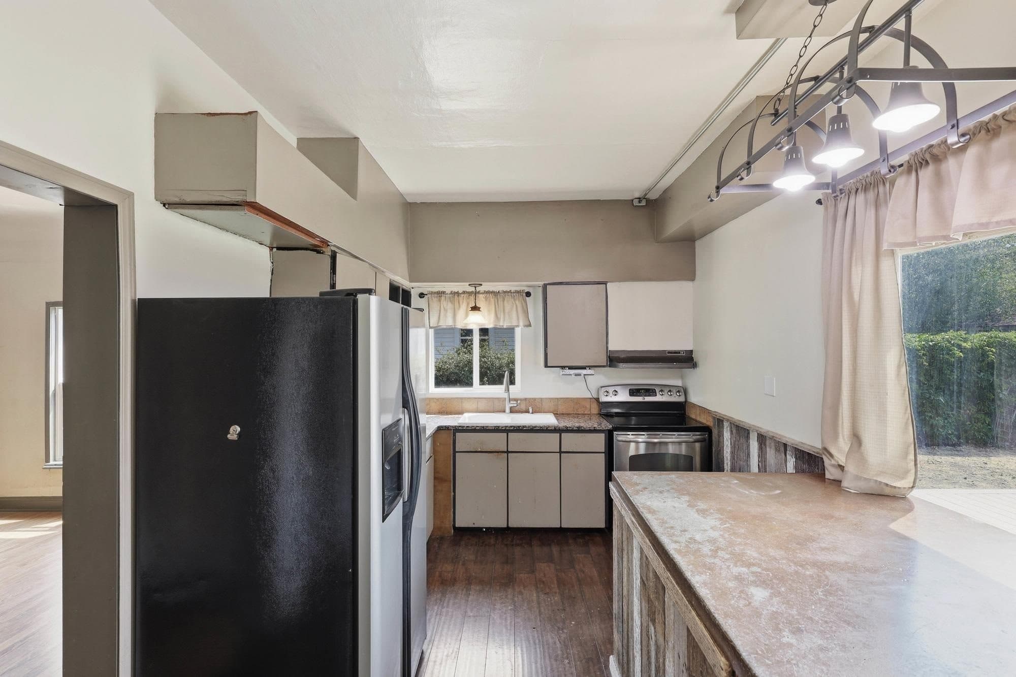 1611 W Mansfield Ave, photo 4