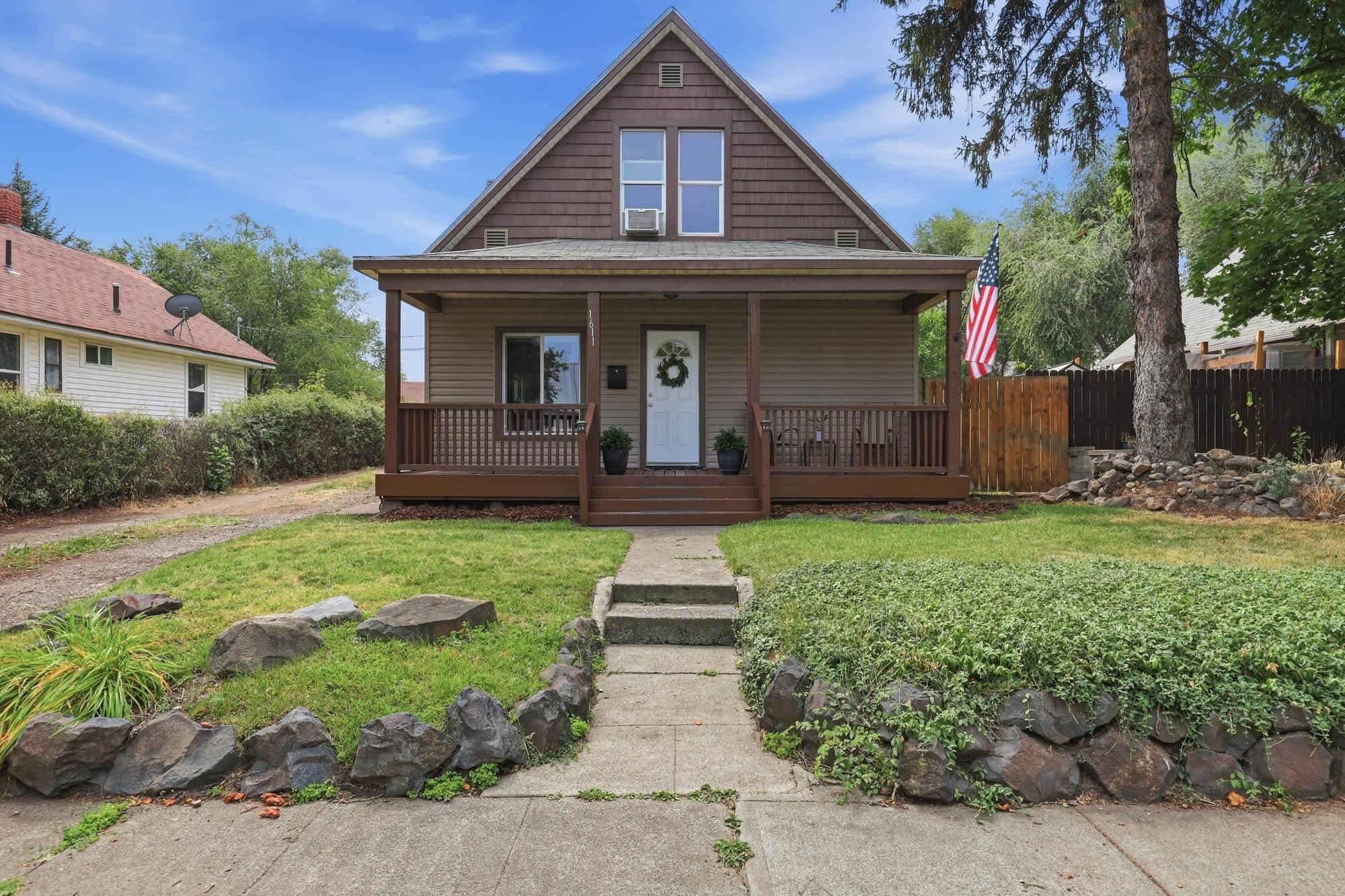 1611 W Mansfield Ave, photo 1